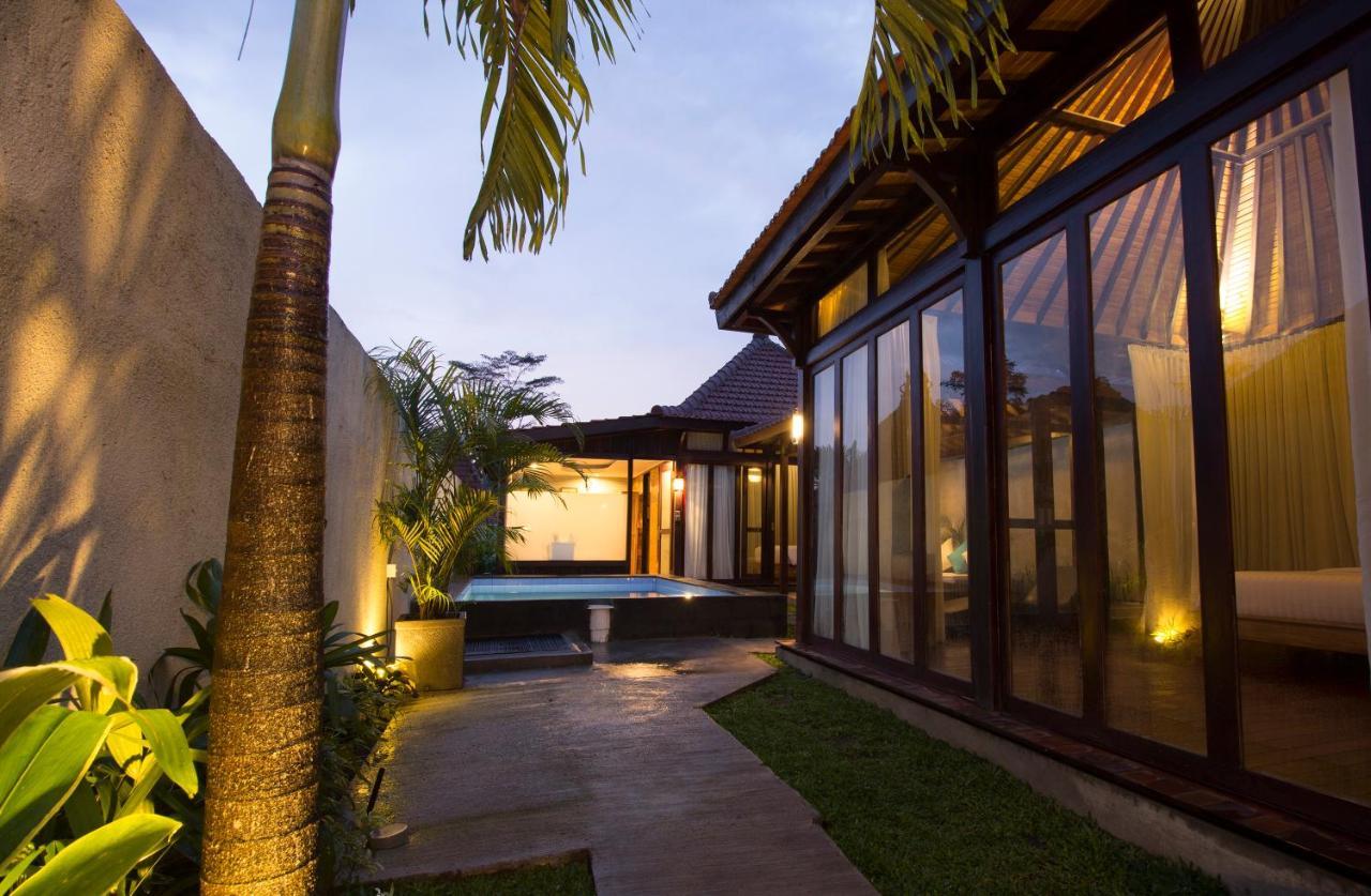 Vrindavan Ubud Villa تيغالالانغْ المظهر الخارجي الصورة