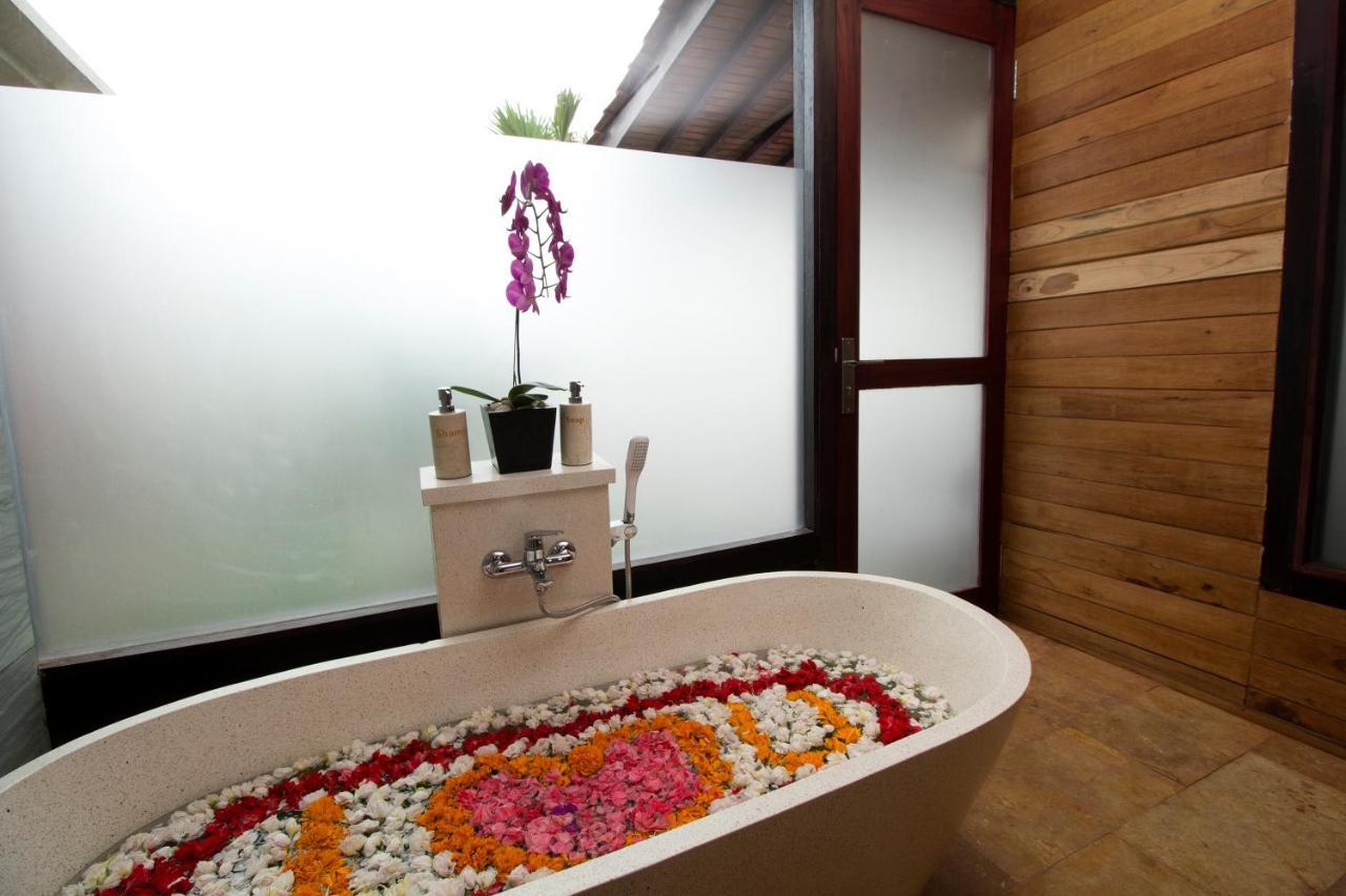 Vrindavan Ubud Villa تيغالالانغْ المظهر الخارجي الصورة