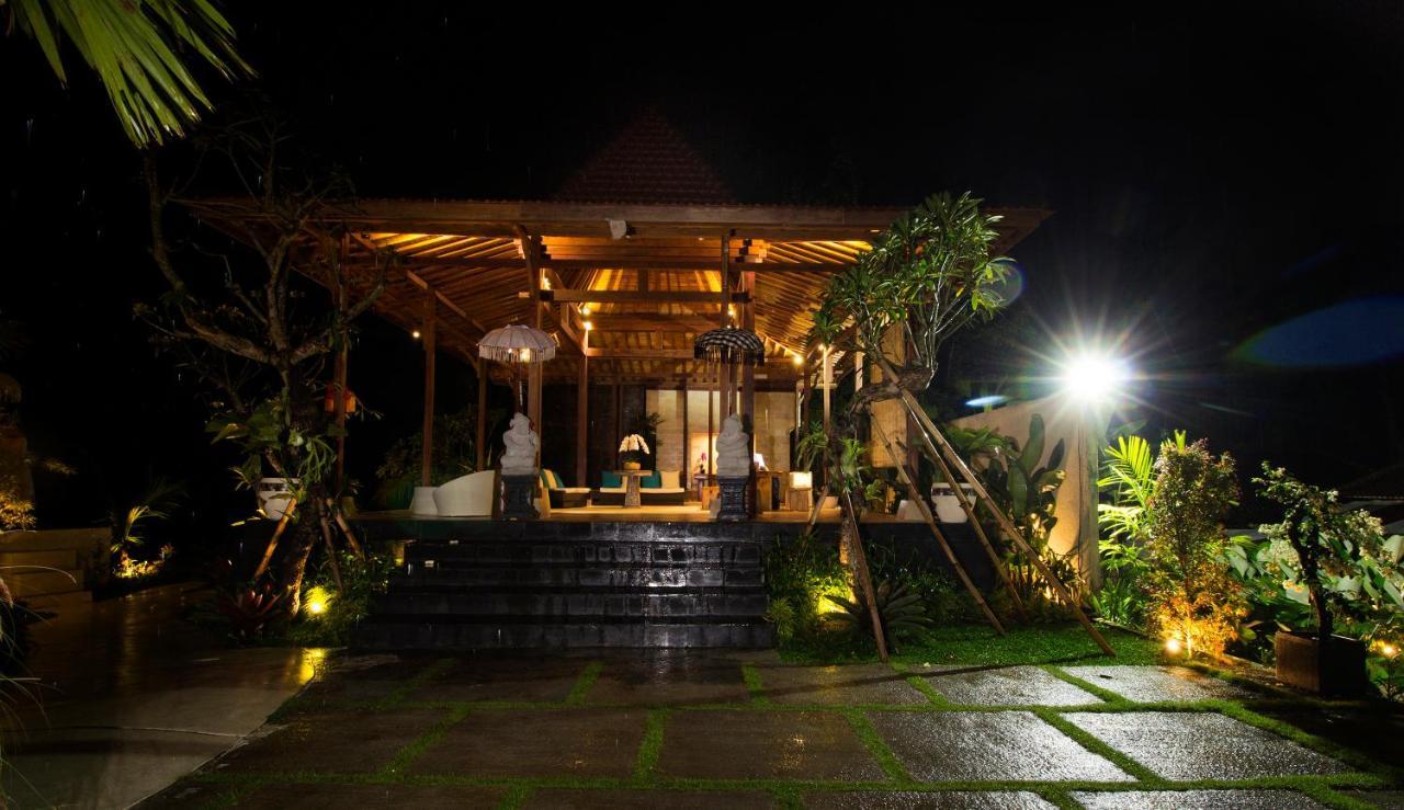 Vrindavan Ubud Villa تيغالالانغْ المظهر الخارجي الصورة